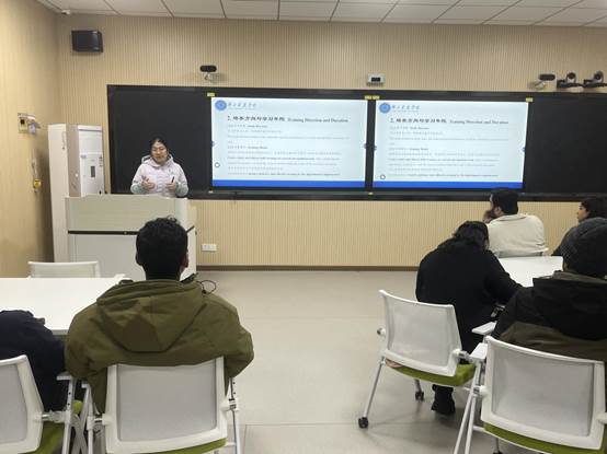 4AF09721632782F0858FF424D13028F5